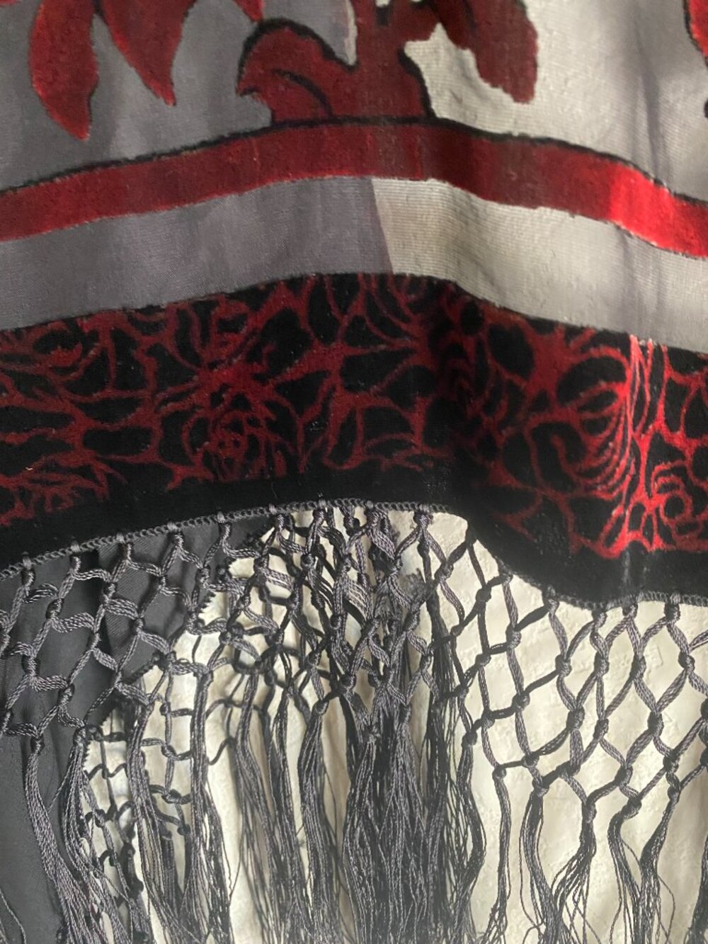 Silk Gothic Romantic Burgundy Red Velvet Floral Sheer Shawl Wrap Macrame Fringe - Picture 7 of 10